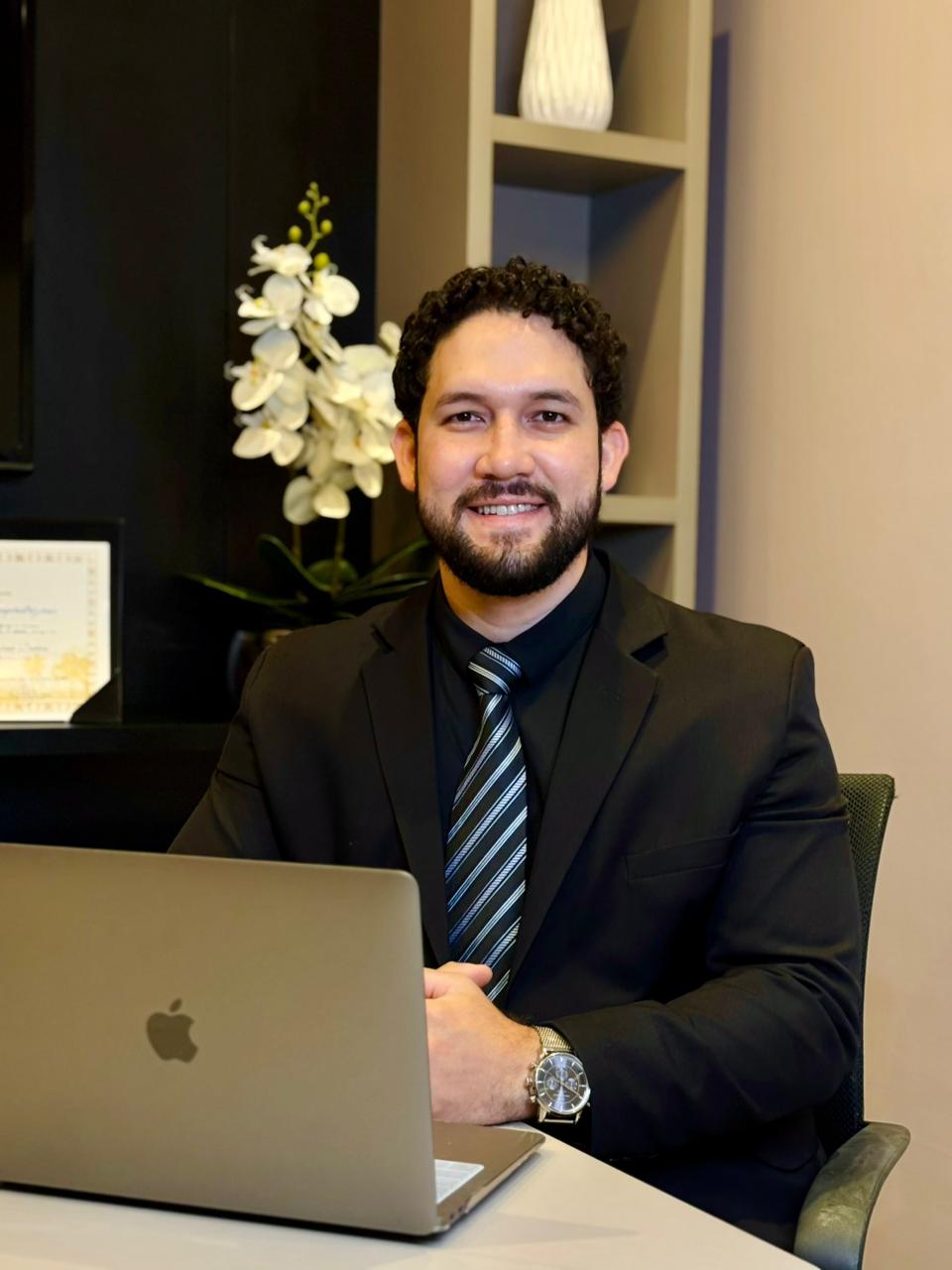 Dr. João Neto — Celma Baiano Advogados
